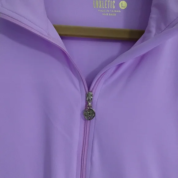 Lilly Pulitzer Luxletic Justine Pullover - Large - Picture 3 of 5